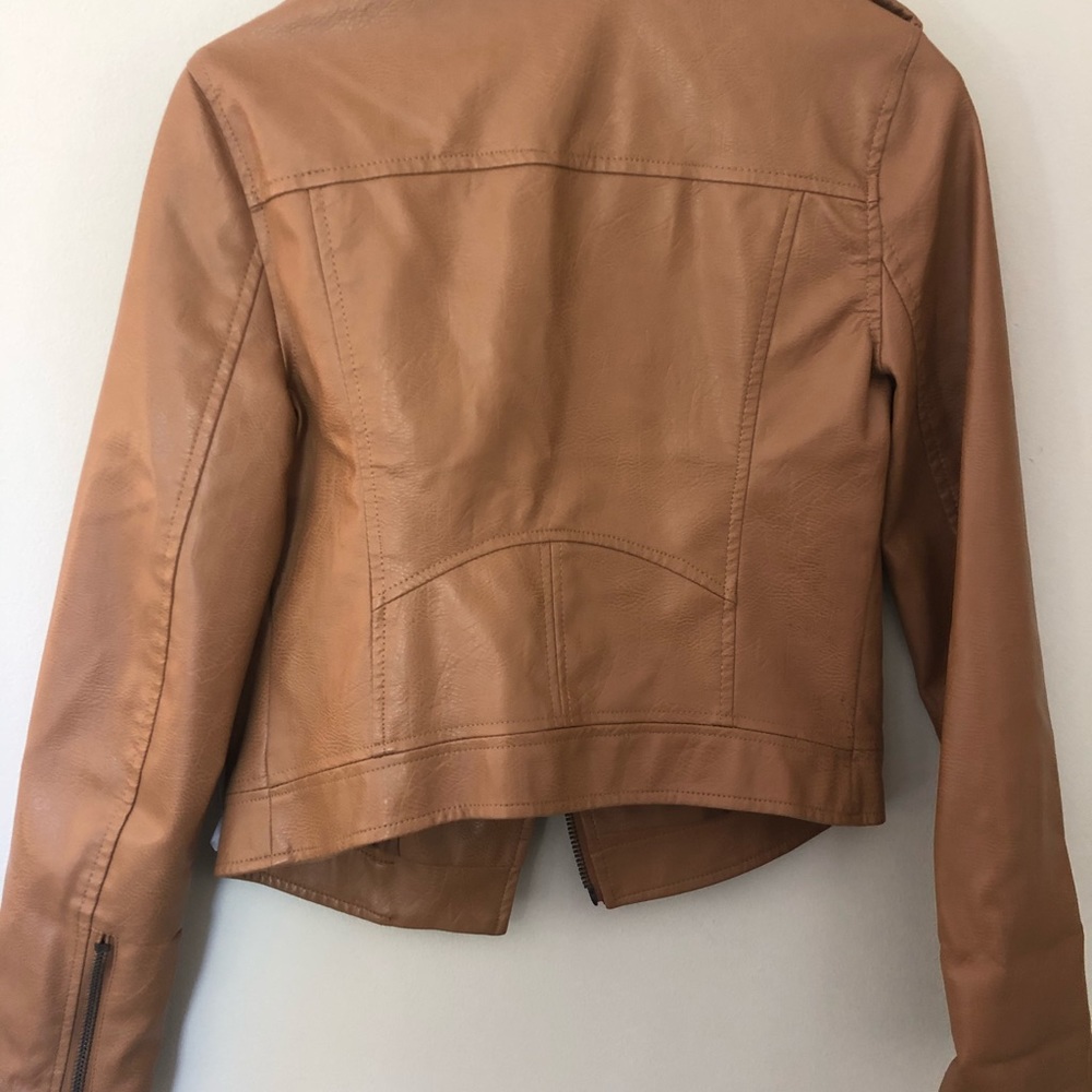 Leather jacket - Picture 4 of 4